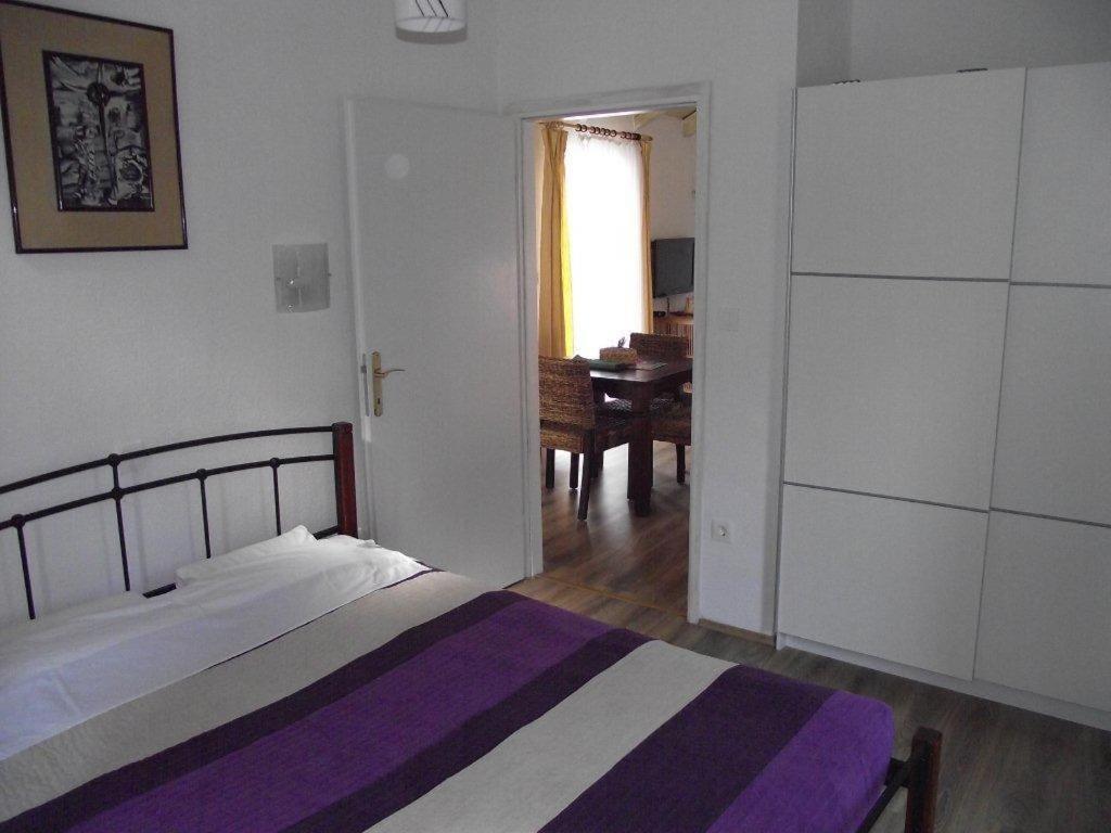Apartments Dobrinj Bagian luar foto